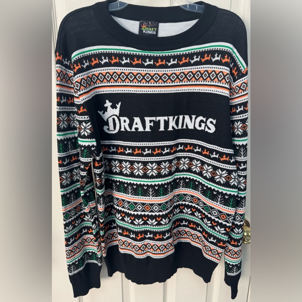 Draft Kings Sweater Christmas Men XL L/S Crew Neck Pullover 100% Poly With Socks